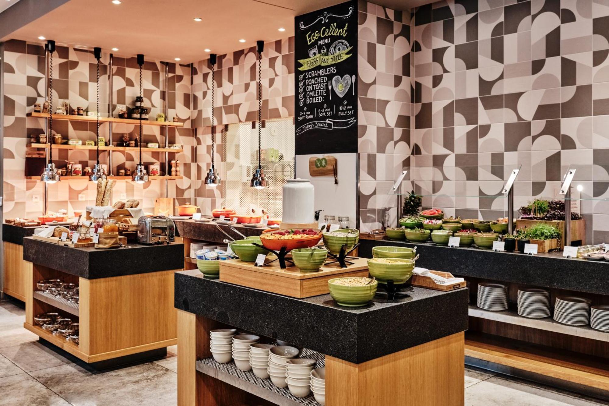 Holiday - City Centre By Ihg Hotel 3*